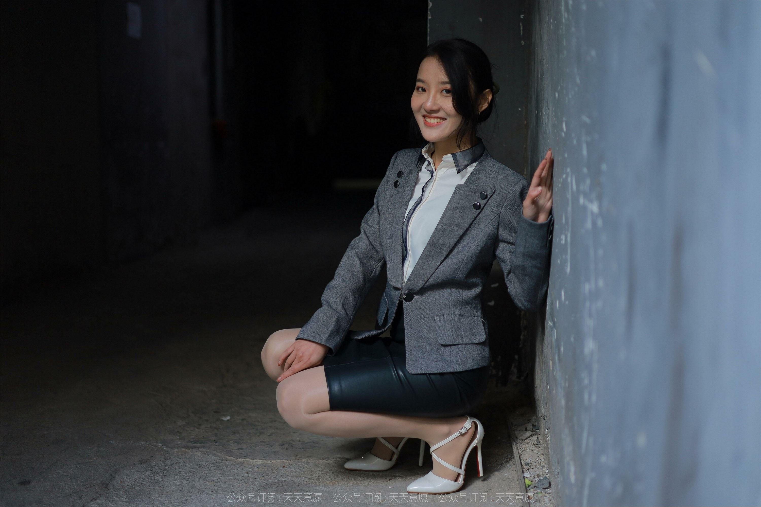 IESS异思趣向  2022.04.22 丝享家 1067：婉萍《转角遇见她》